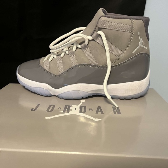 Jordan 11 cool greys